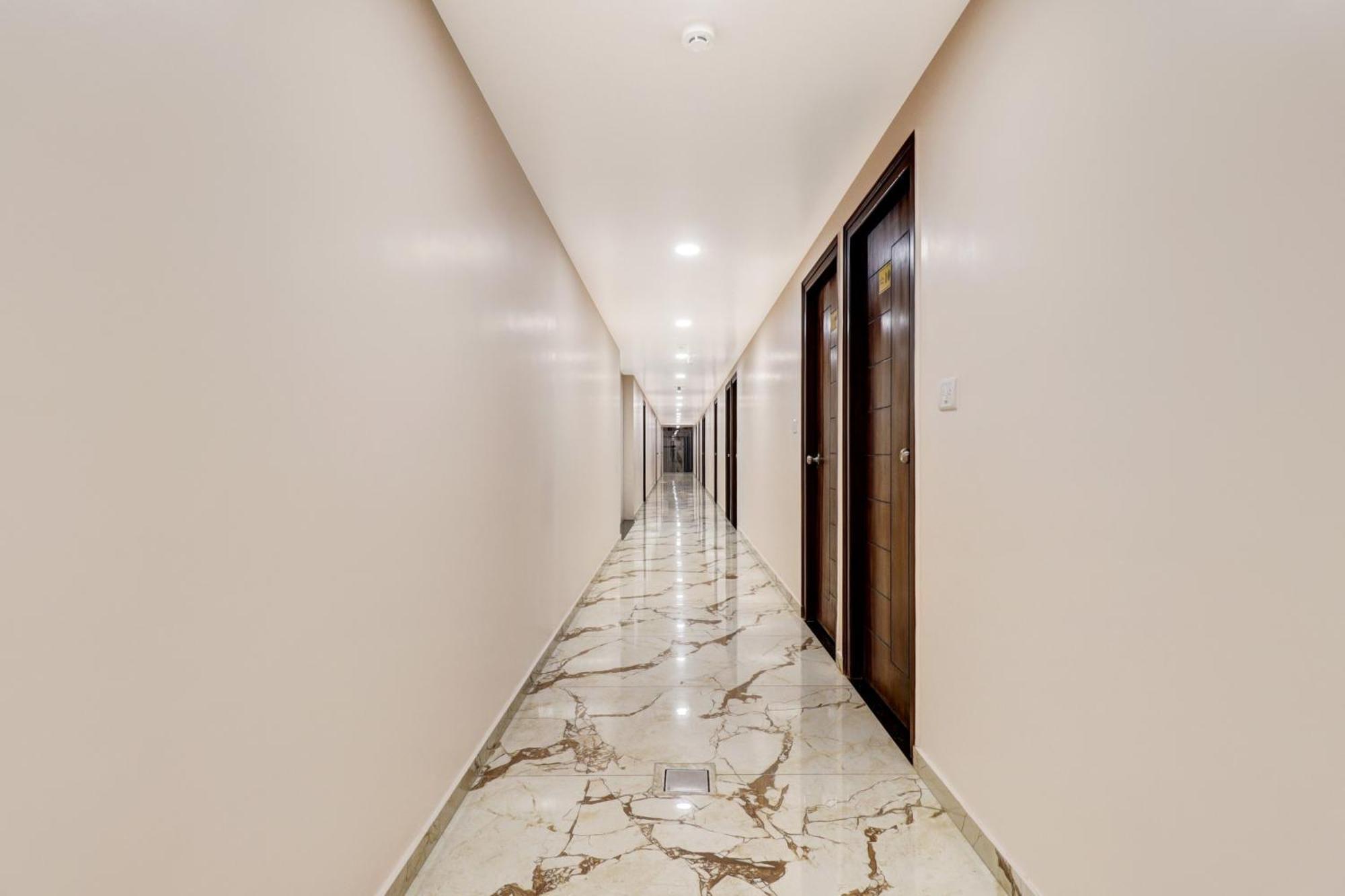 Super Townhouse Arekere Near Mithai Mahal บังกาลอร์ ภายนอก รูปภาพ