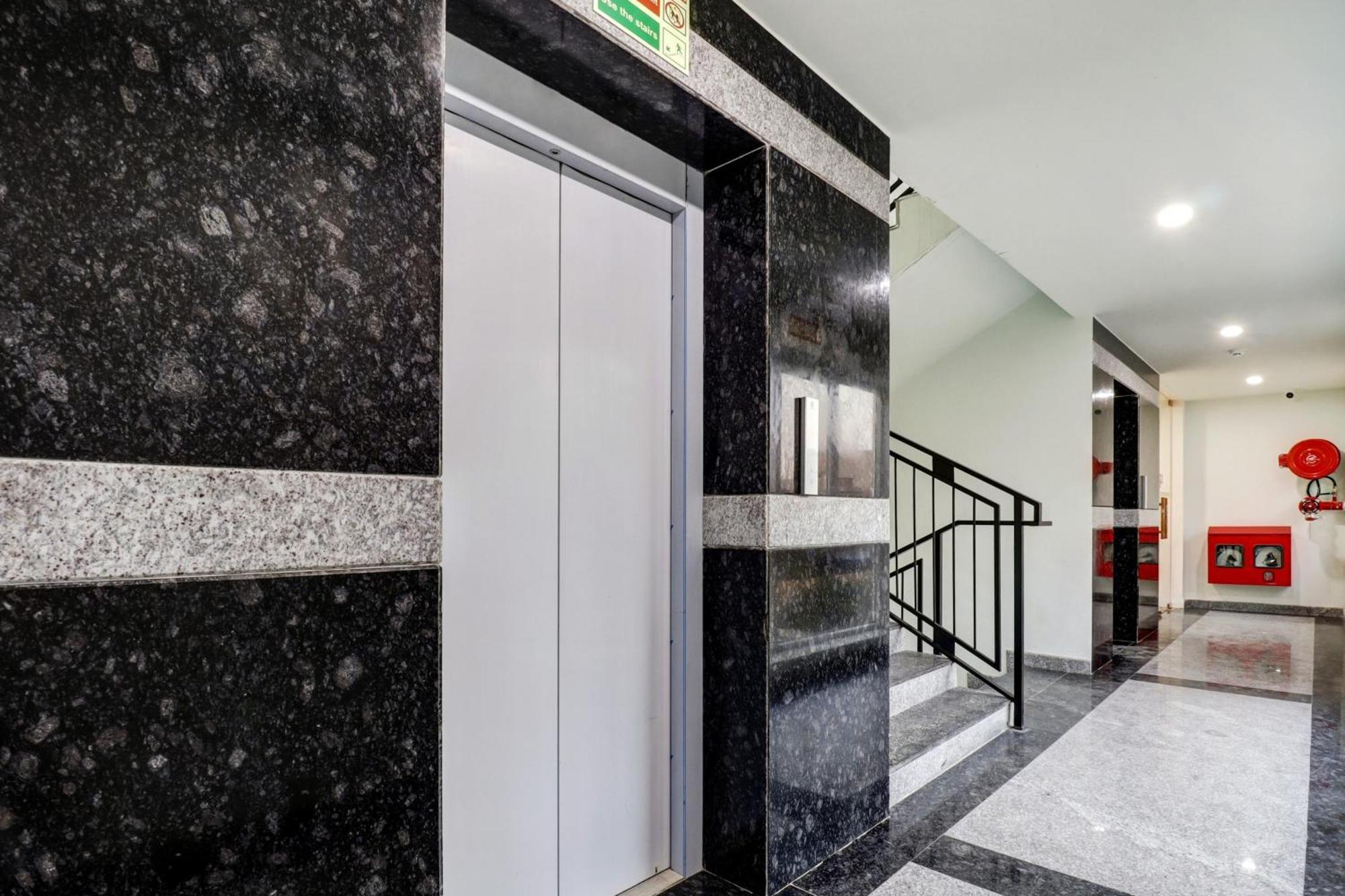 Super Townhouse Arekere Near Mithai Mahal บังกาลอร์ ภายนอก รูปภาพ