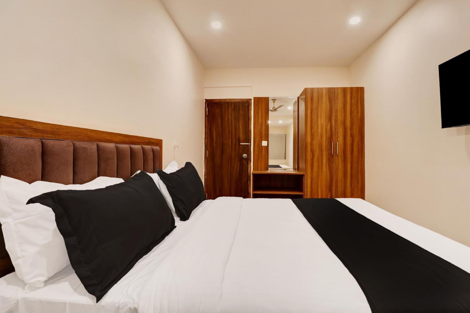 Super Townhouse Arekere Near Mithai Mahal บังกาลอร์ ภายนอก รูปภาพ