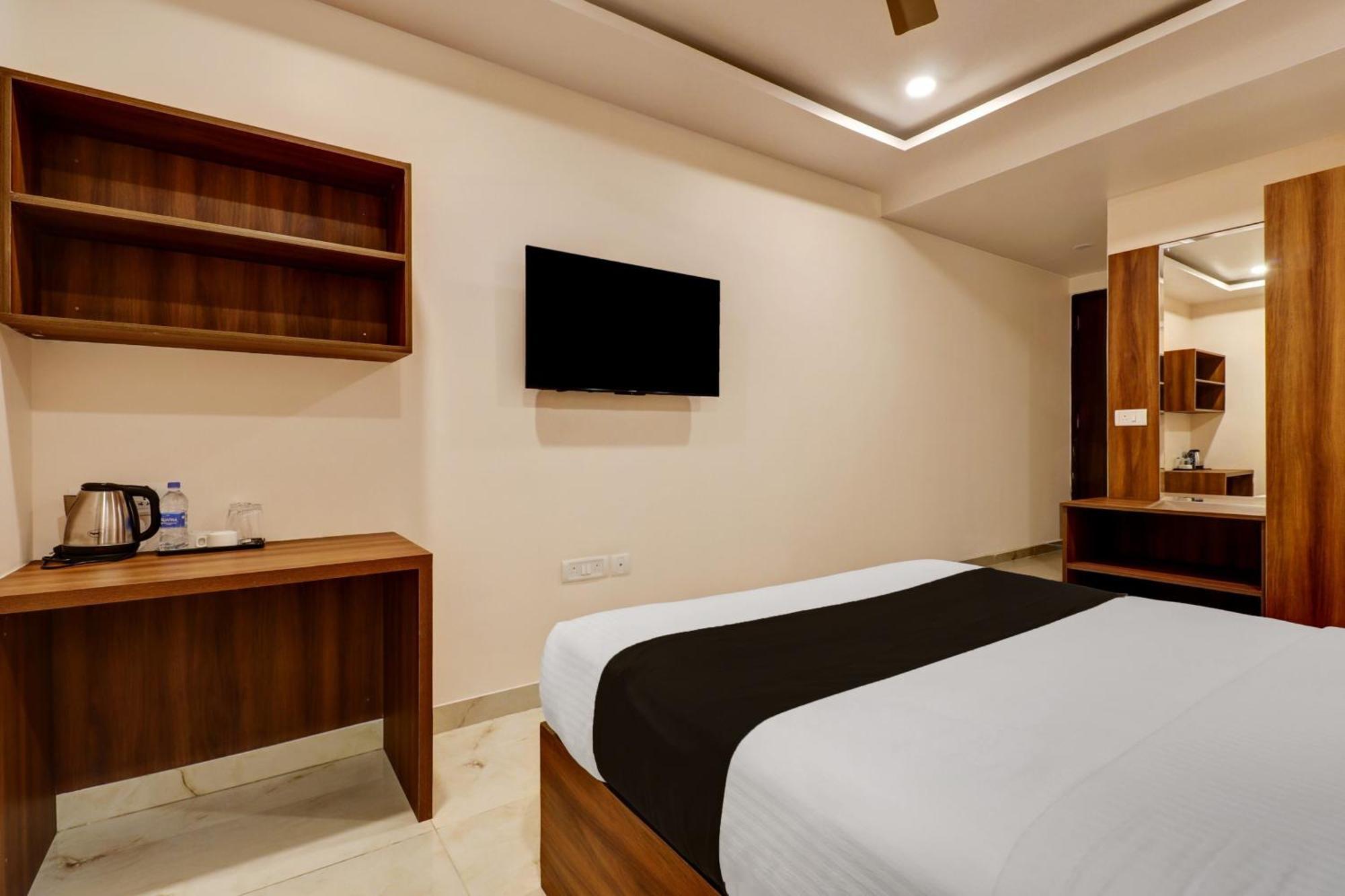 Super Townhouse Arekere Near Mithai Mahal บังกาลอร์ ภายนอก รูปภาพ