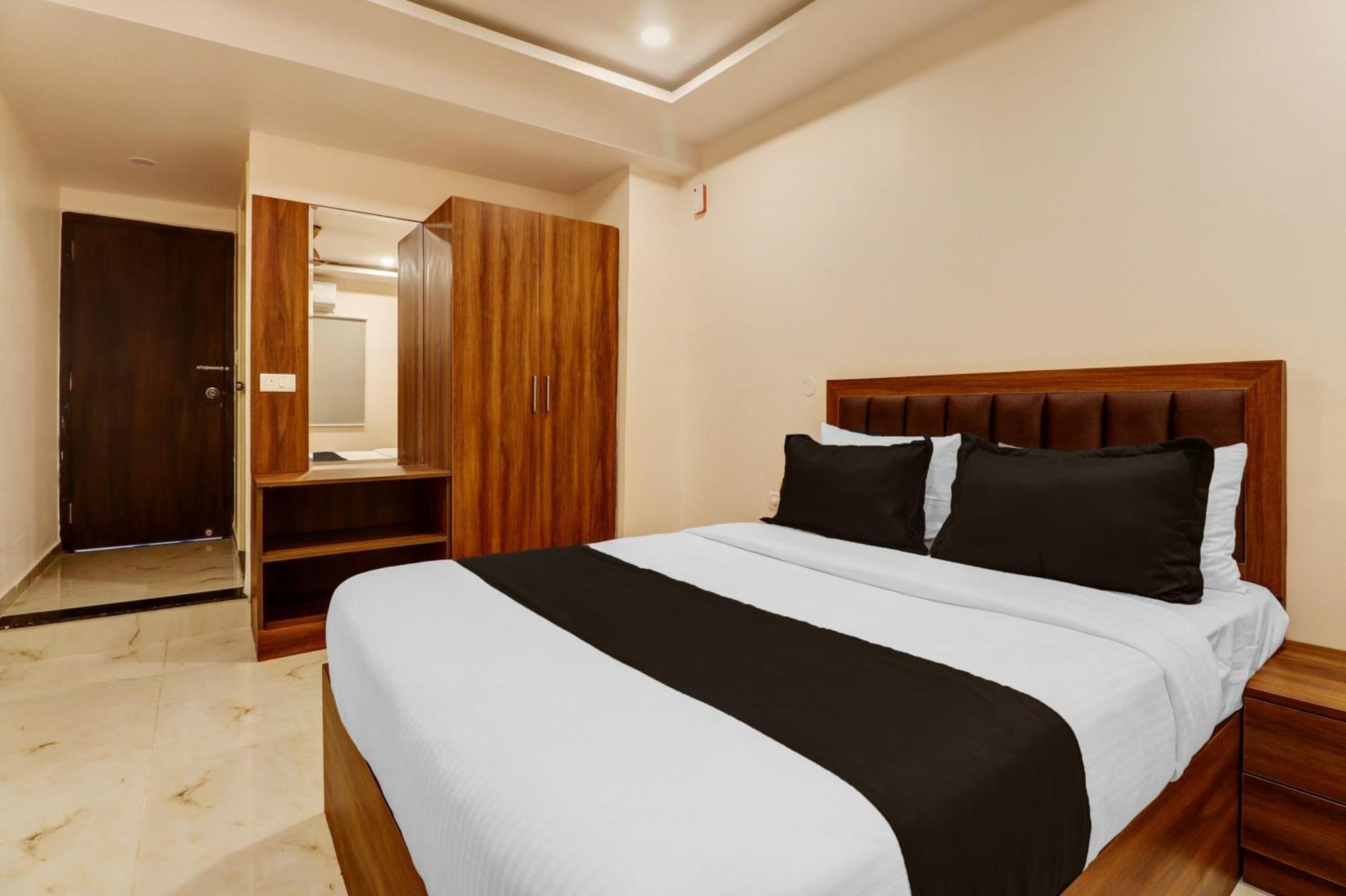 Super Townhouse Arekere Near Mithai Mahal บังกาลอร์ ภายนอก รูปภาพ