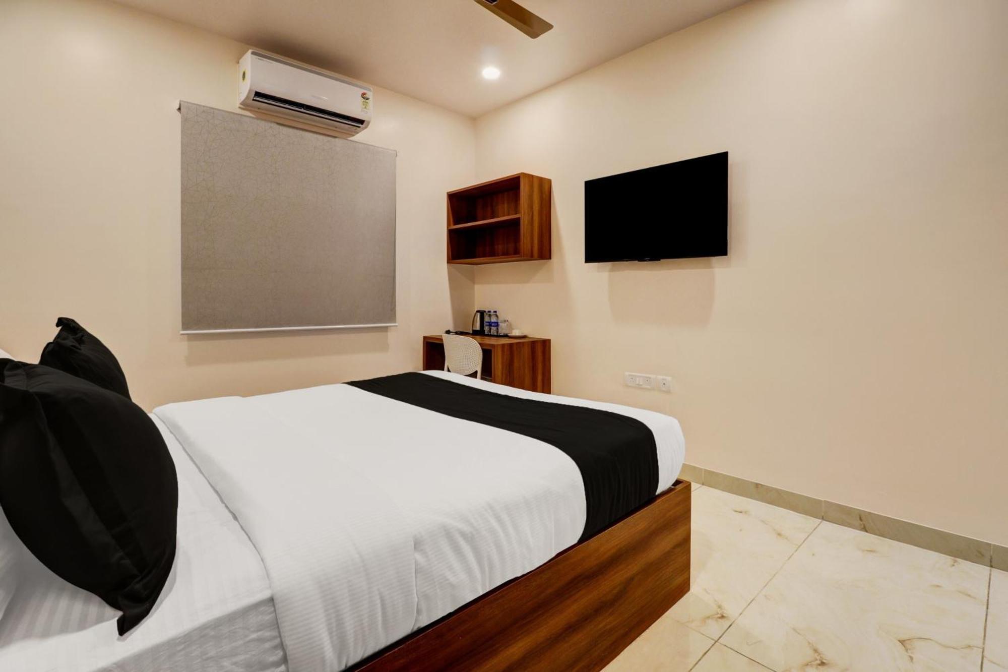 Super Townhouse Arekere Near Mithai Mahal บังกาลอร์ ภายนอก รูปภาพ